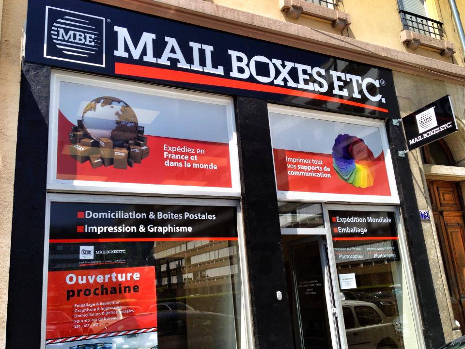 Franchise Mail Boxes Etc. devenir franchis en B2B services aux